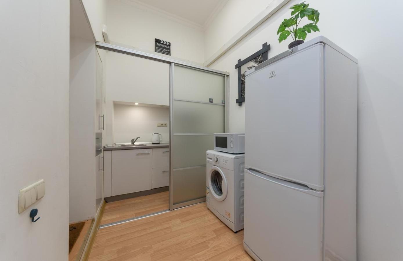 Kievaccommodation In The Center 24H Self Check-In Екстериор снимка